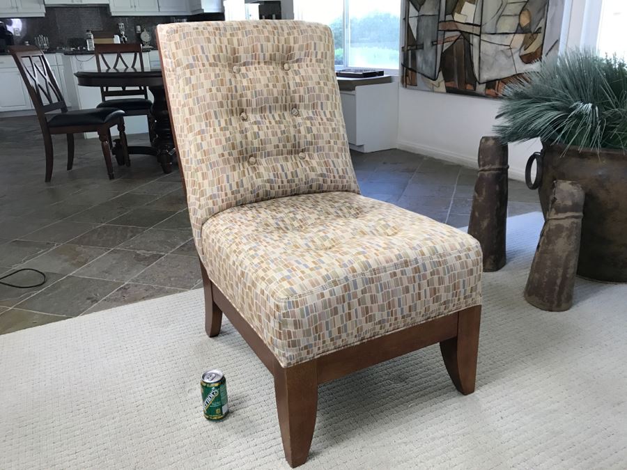 Modern Upholstered Wooden Slipper Chair [Photo 2]