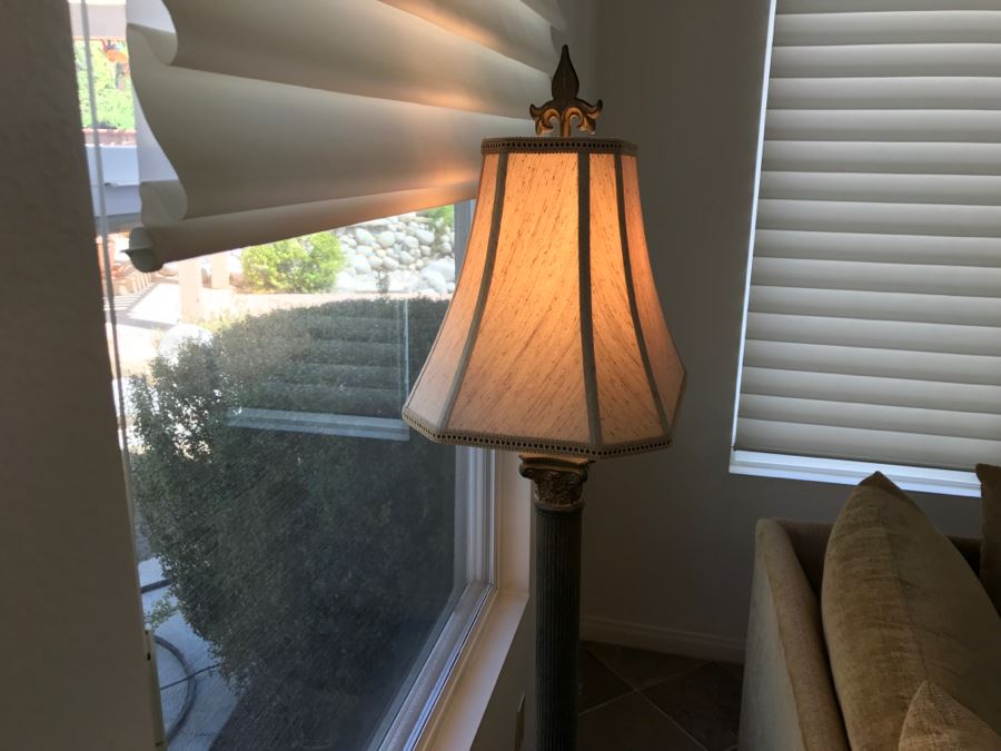 Designer Metal Floor Lamp [Photo 3]