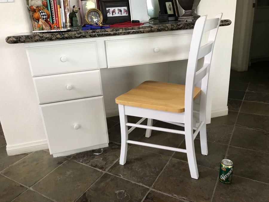 White Wooden Desk Chair [Photo 2]