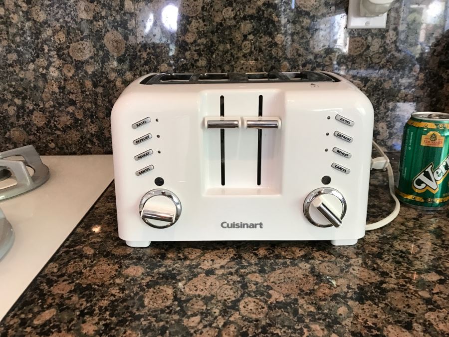 Cuisinart Double 4-Slice Toaster [Photo 1]