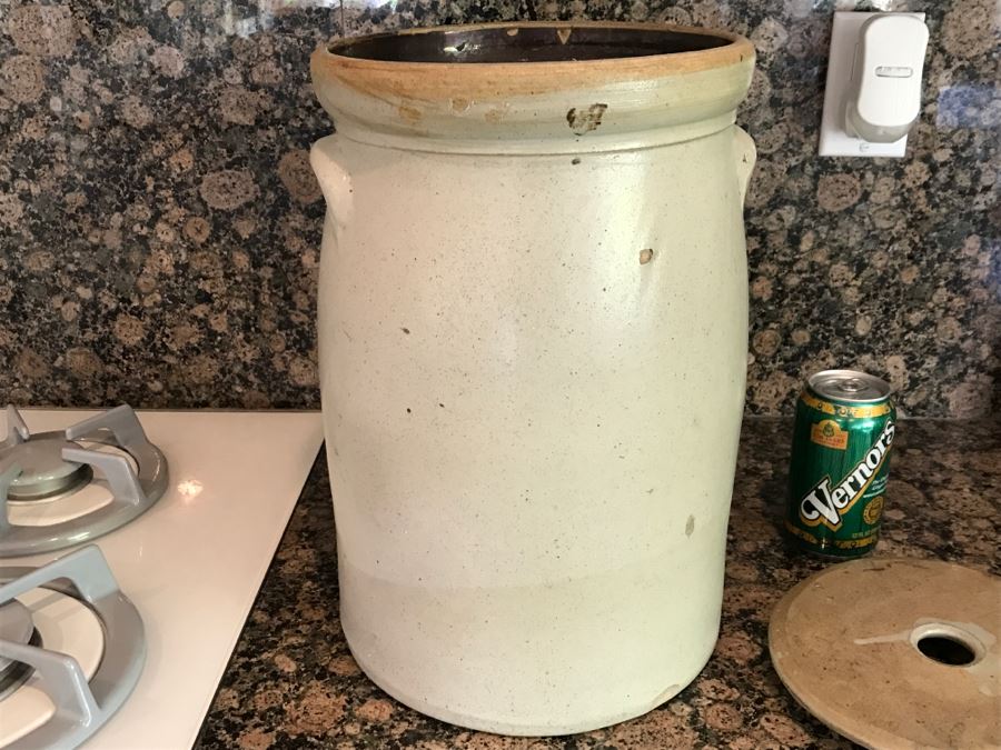 Vintage Denver Stoneware Co Butter Churn [Photo 10]