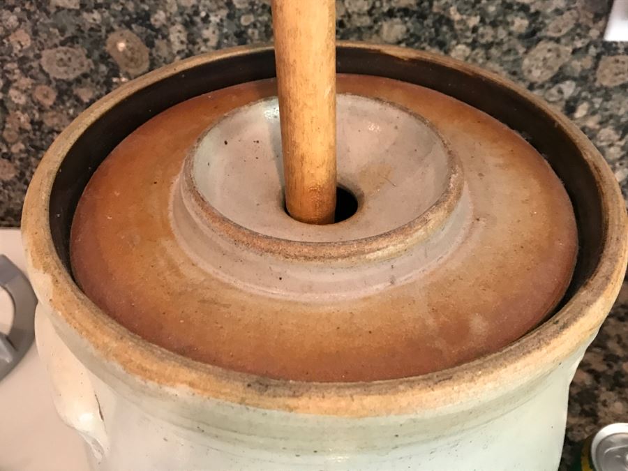 Vintage Denver Stoneware Co Butter Churn [Photo 3]