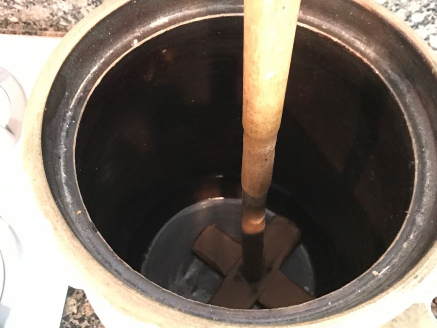 Vintage Denver Stoneware Co Butter Churn [Photo 6]