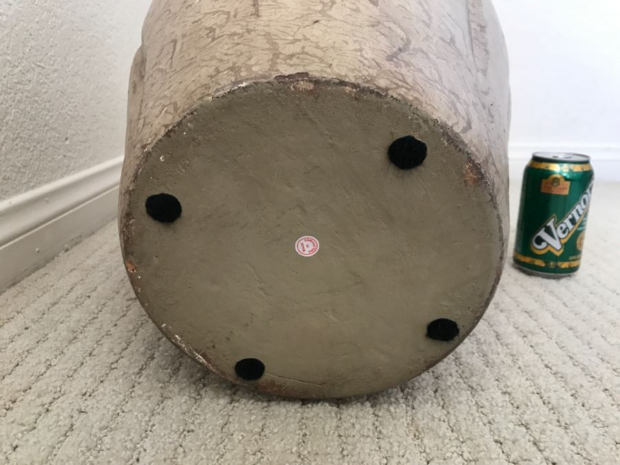 Large Decorative Vase [Photo 5]