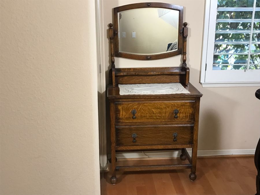 Antique Tiger Oak Dresser With Beveled Glass Mirror [Photo 1]