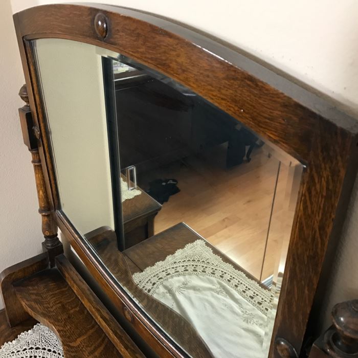 Antique Tiger Oak Dresser With Beveled Glass Mirror [Photo 6]