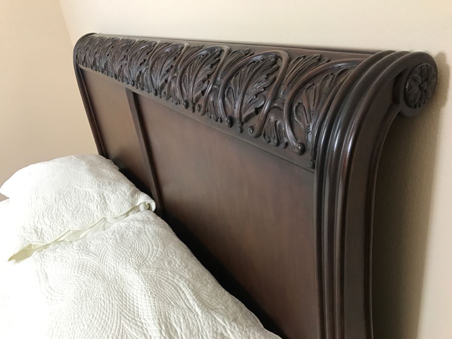 Solid Wood Queen Size Sleigh Bed With Queen Mattress And Boxspring Plus Bedding [Photo 2]
