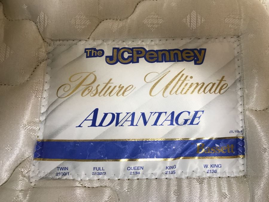 Solid Wood Queen Size Sleigh Bed With Queen Mattress And Boxspring Plus Bedding [Photo 10]