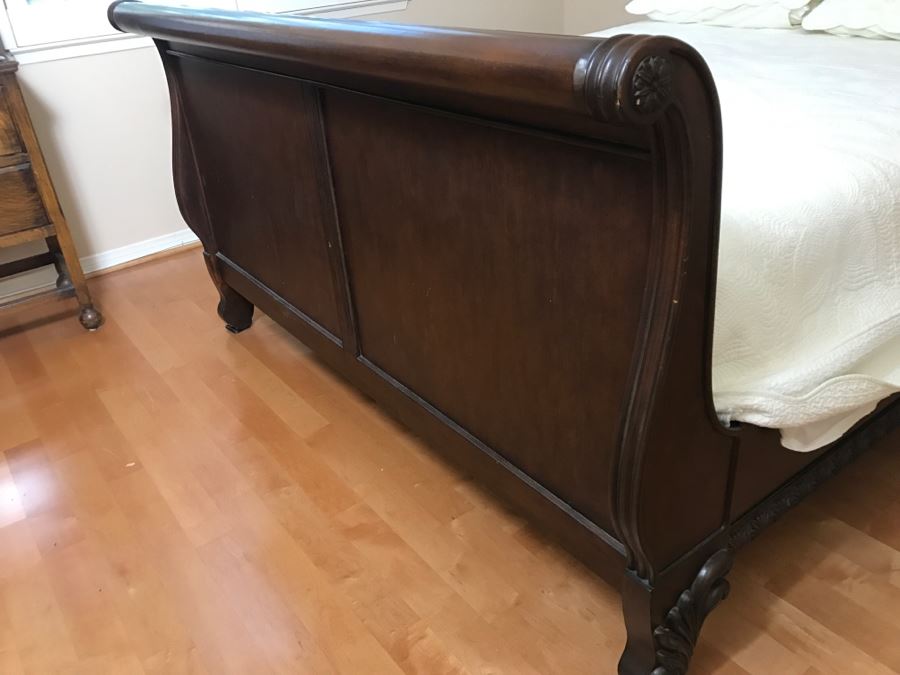 Solid Wood Queen Size Sleigh Bed With Queen Mattress And Boxspring Plus Bedding [Photo 4]