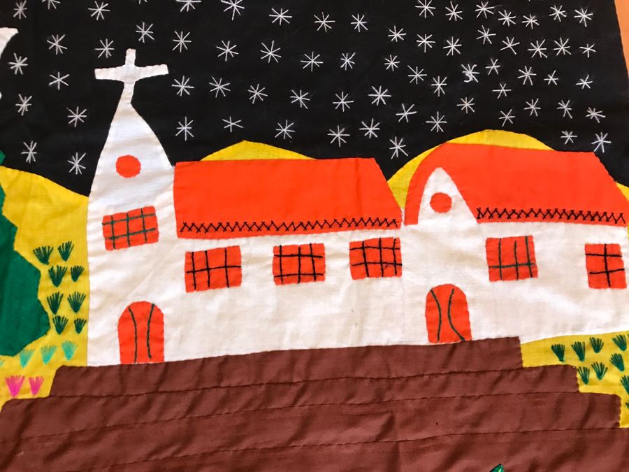 Detailed Guatemalan Embroidery Hanging Kids Playing [Photo 10]