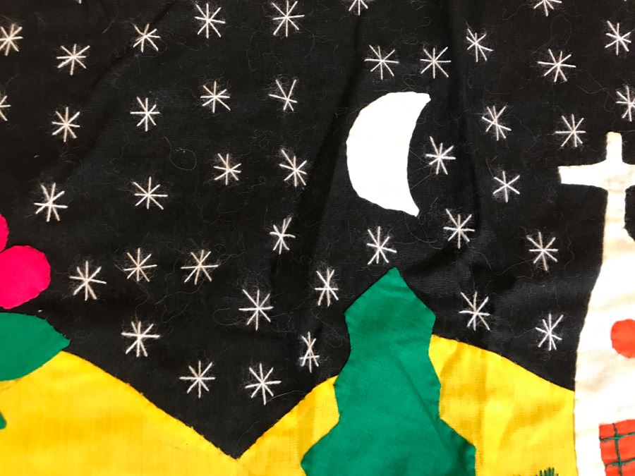 Detailed Guatemalan Embroidery Hanging Kids Playing [Photo 11]