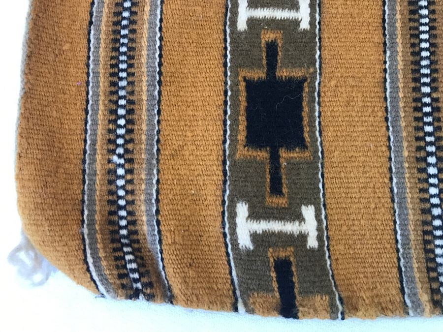 Native American Indian Hand Knotted Wall Hanging [Photo 4]