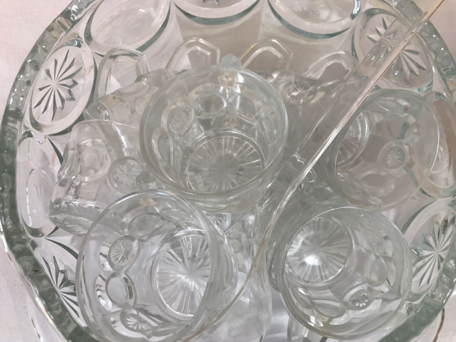 Vintage Glass Punch Bowl With Laddle And Cups [Photo 6]