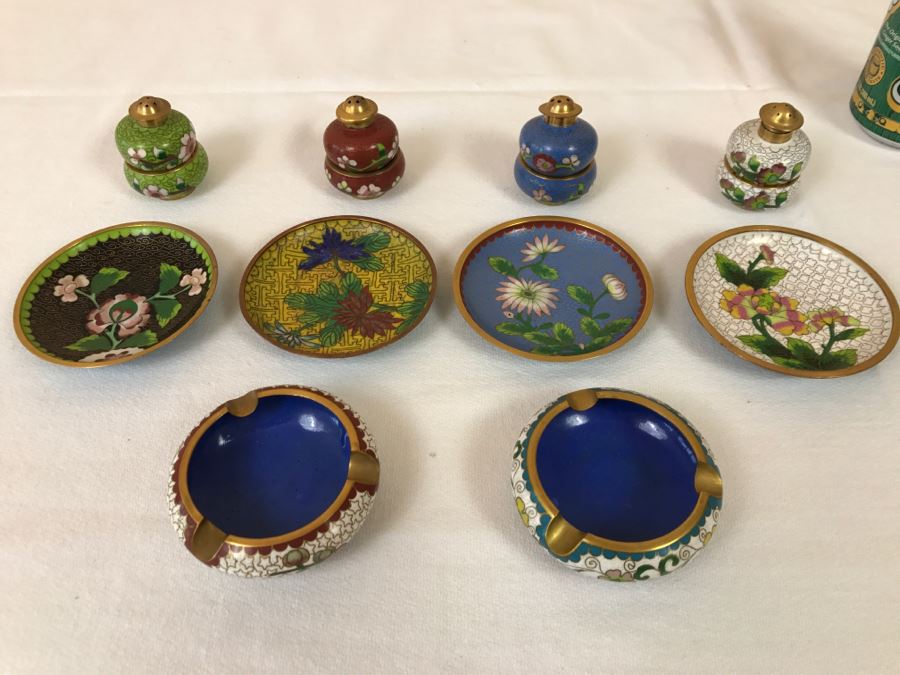Chinese Cloisonne Lot With Dishes, Salt Shakers And Ashtrays [Photo 1]
