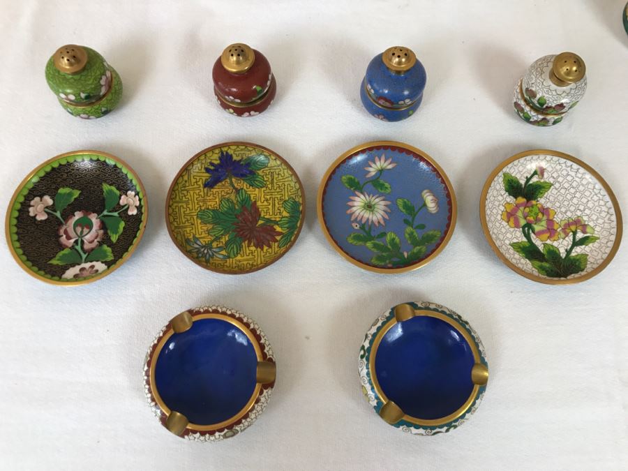 Chinese Cloisonne Lot With Dishes, Salt Shakers And Ashtrays [Photo 13]