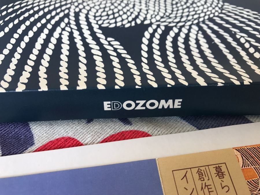 Collection Of Japanese Textiles Including Keisuke Serizawa And Takashimaya [Photo 3]