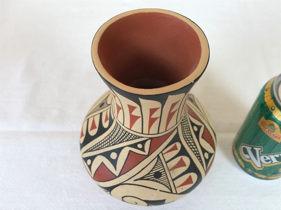 C Tosa Jemez Native American Indian Pottery [Photo 8]