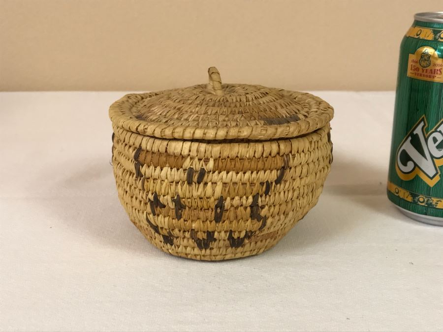 Native American Indian Basket With Lid