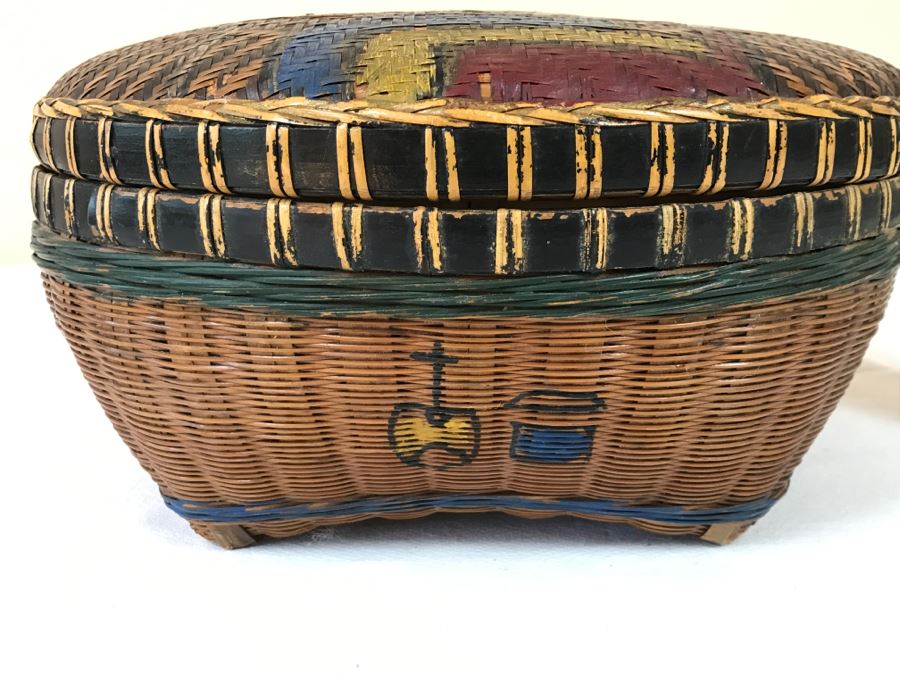 Hand Painted Basket [Photo 4]