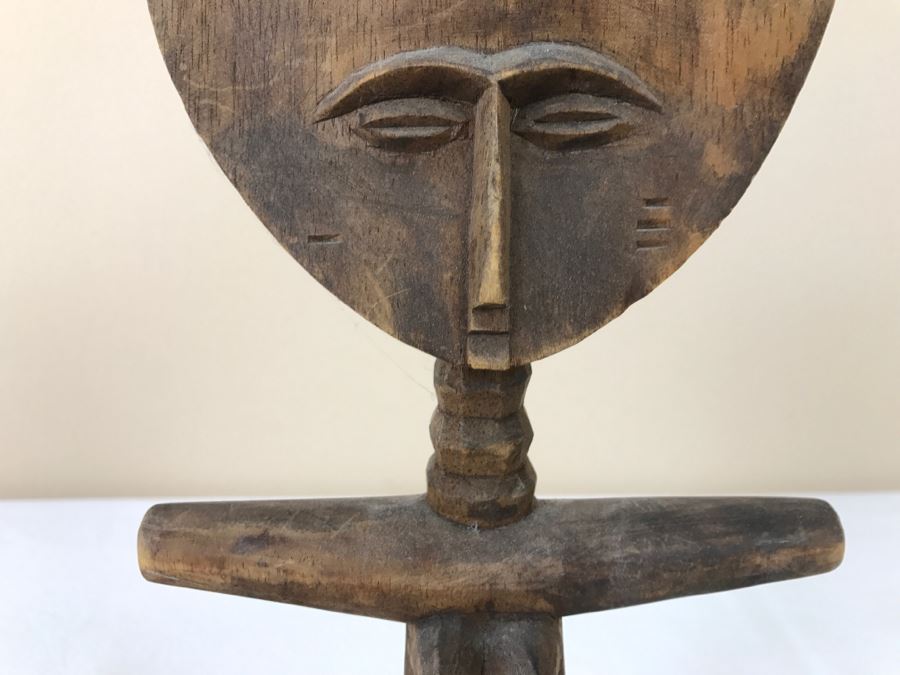 Carved Wooden African Sculpture [Photo 3]