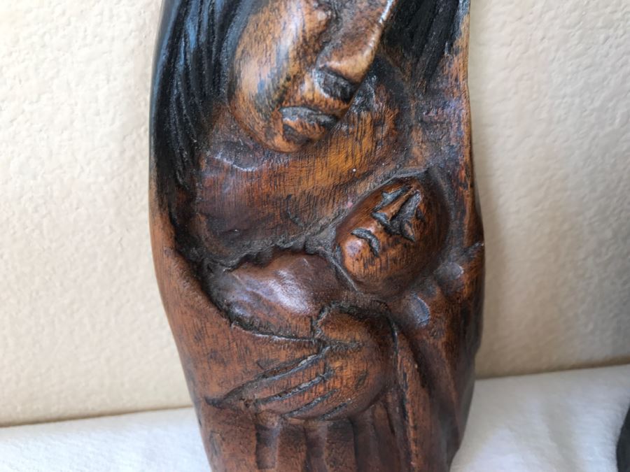 Pair Of Ethnic Carved Wooden Mother And Child Sculptures [Photo 10]