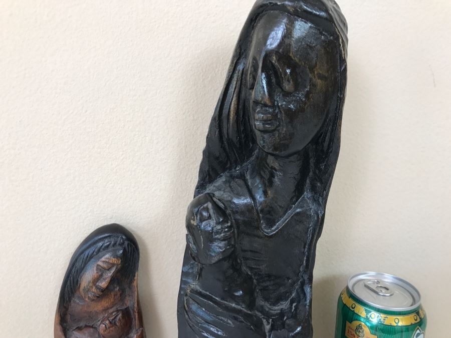 Pair Of Ethnic Carved Wooden Mother And Child Sculptures [Photo 4]
