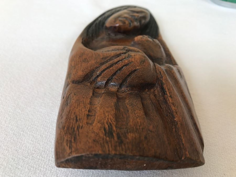 Pair Of Ethnic Carved Wooden Mother And Child Sculptures [Photo 20]