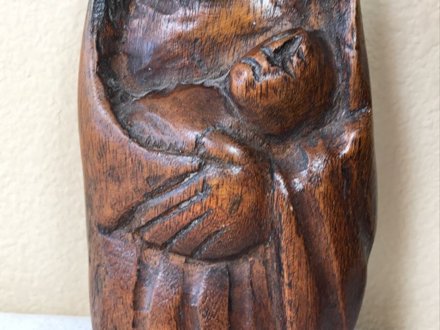 Pair Of Ethnic Carved Wooden Mother And Child Sculptures [Photo 12]