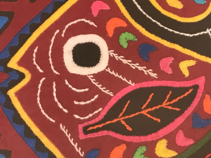 Framed Guatamalan Fish Embroidery [Photo 8]