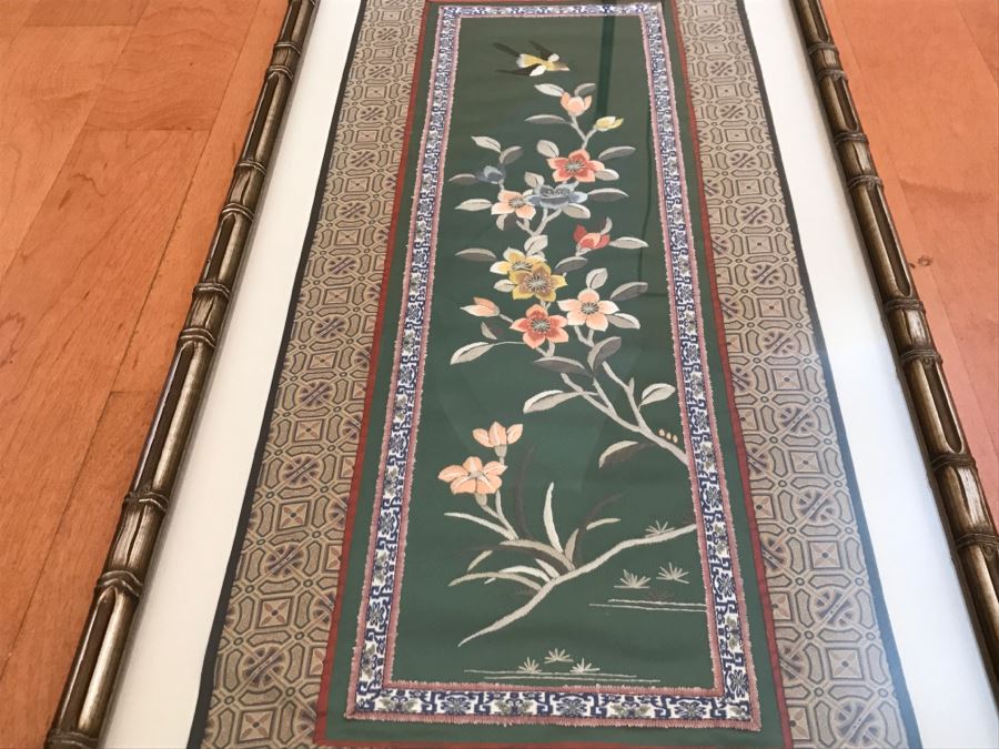 Framed Chinese Bird And Floral Embroidery [Photo 10]