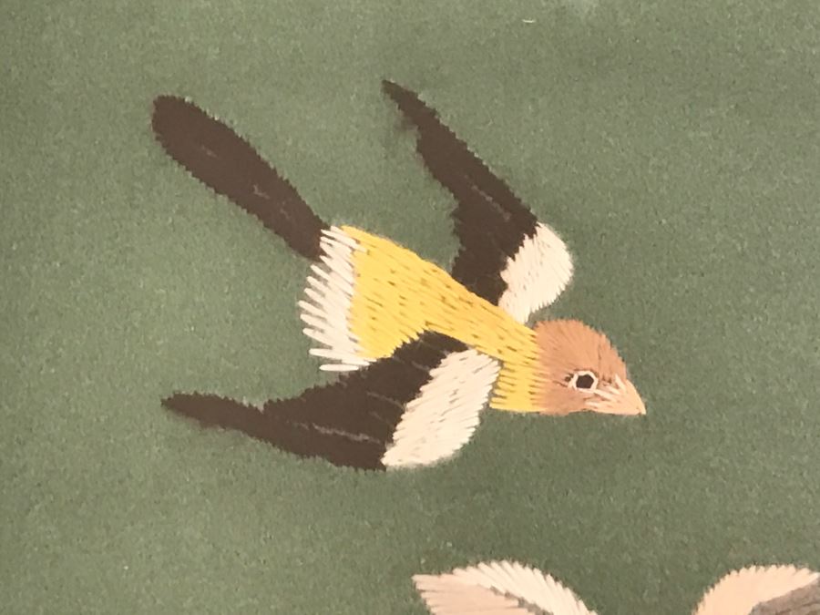 Framed Chinese Bird And Floral Embroidery [Photo 7]