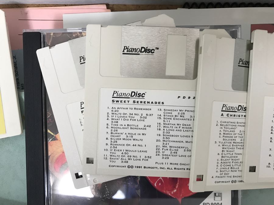 WM. Knable & Co. KN-500 Player Piano With Piano Disc Model PDS-128 PLUS With Bench And Collection Of Piano Discs (See Details) [Photo 37]