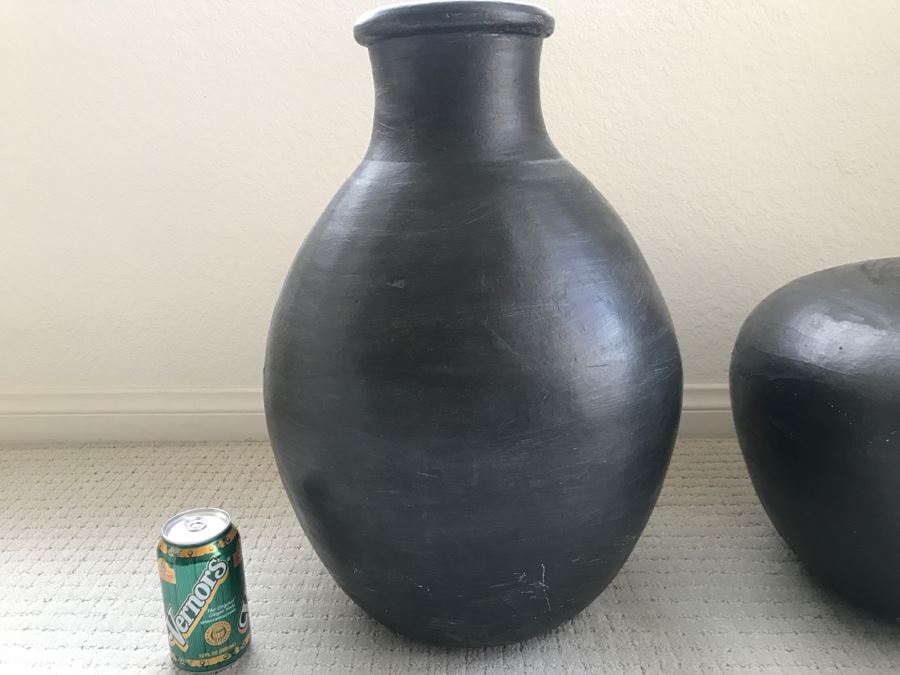 Pair Of Large Black Decorative Pots Made In Philippines [Photo 4]