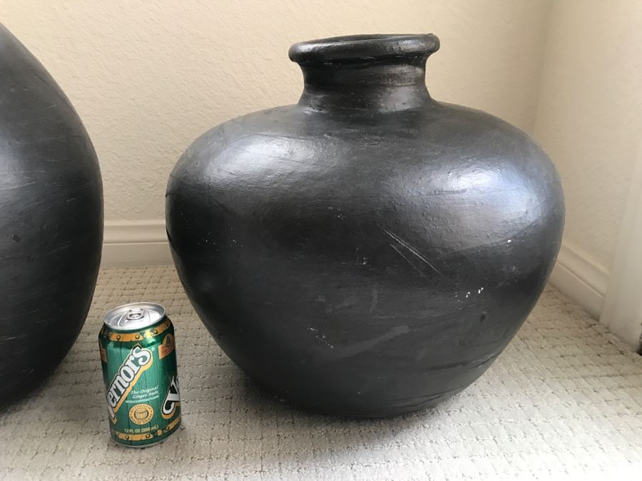 Pair Of Large Black Decorative Pots Made In Philippines [Photo 5]