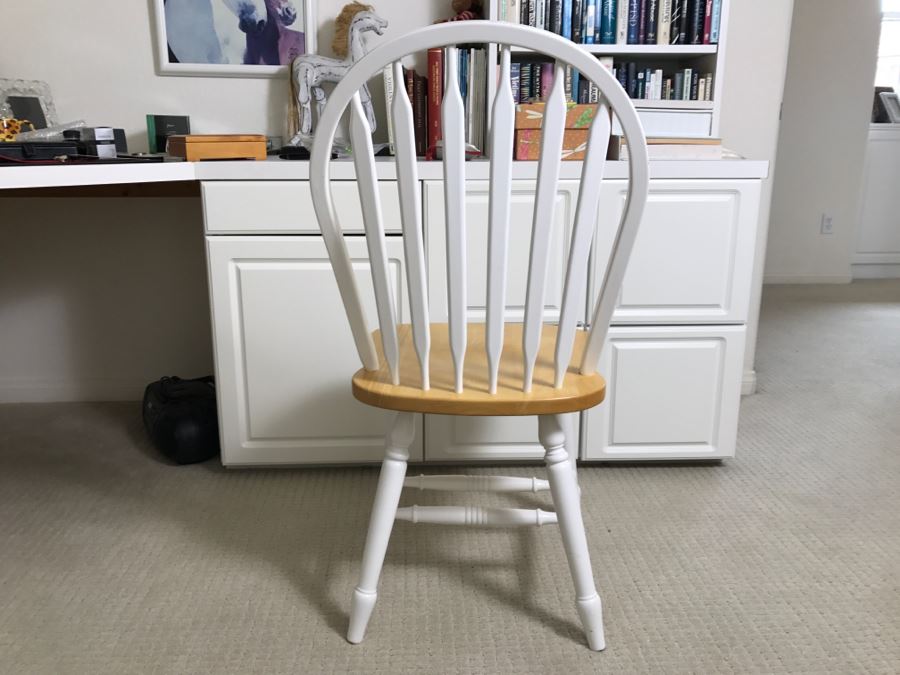 White Office Chair [Photo 4]