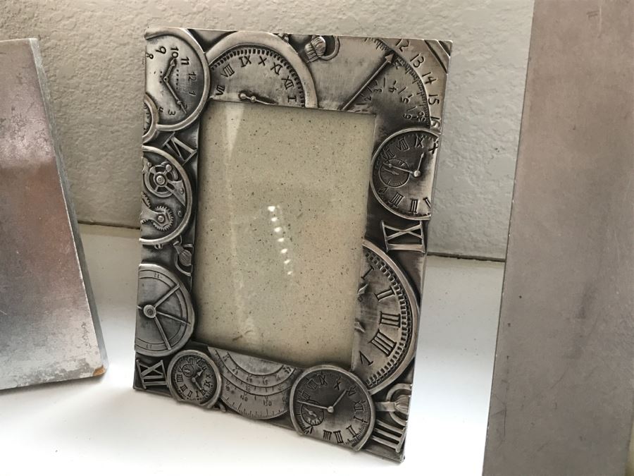 Large Picture Frame Lot [Photo 5]