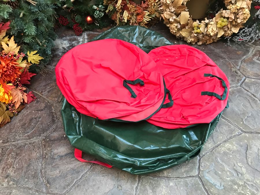 Huge Holiday Wreath Collection With Storage Bags Apx 11 Wreaths (Most Light Up) [Photo 10]