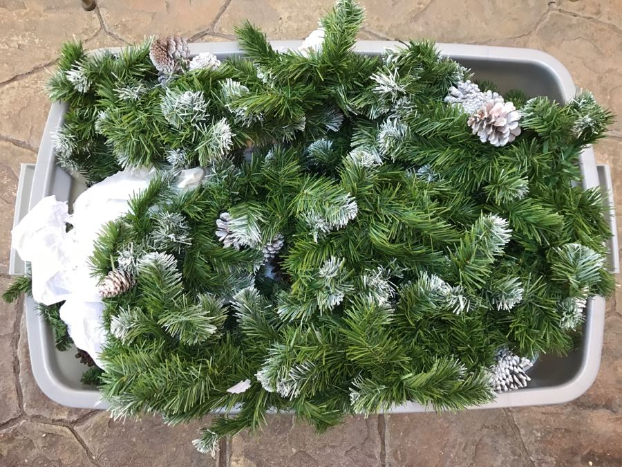 Tub Full Of Artificial Lighted Garland Decorations [Photo 1]