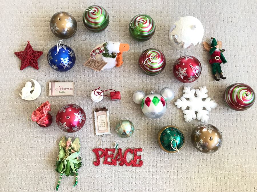 Christmas Ornaments Decoration Lot [Photo 1]