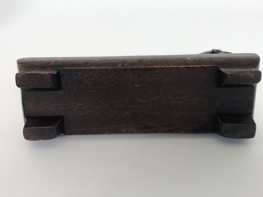 Decorative Relief Green Glass Horse With Wooden Stand [Photo 13]