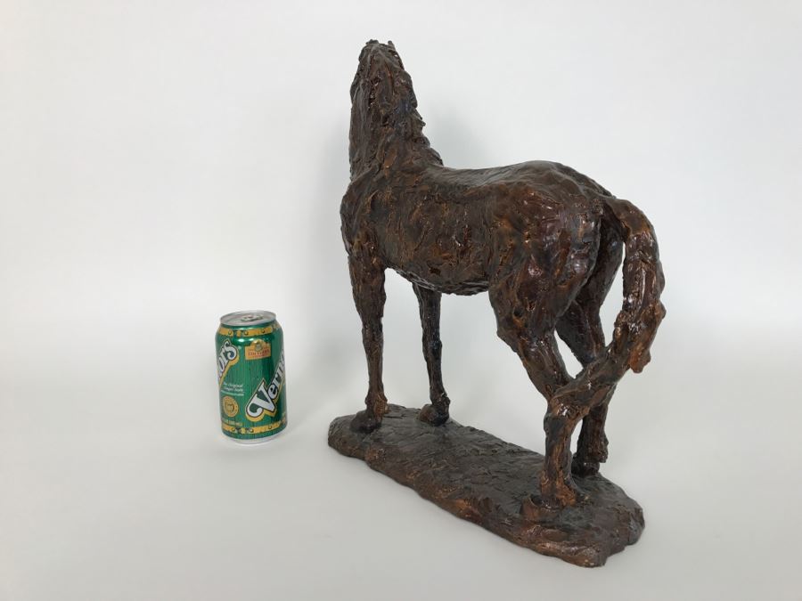 resin horse sculptures