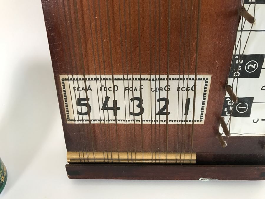 Vintage 1920's Pianoette Retailed For $28.50 By Pianolin Company [Photo 7]