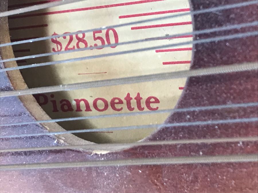 Vintage 1920's Pianoette Retailed For $28.50 By Pianolin Company [Photo 4]