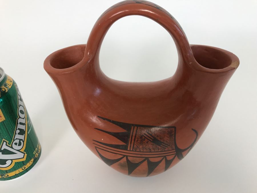 Native American Indian Wedding Vase (Note Hairline Crack In Photos) [Photo 2]