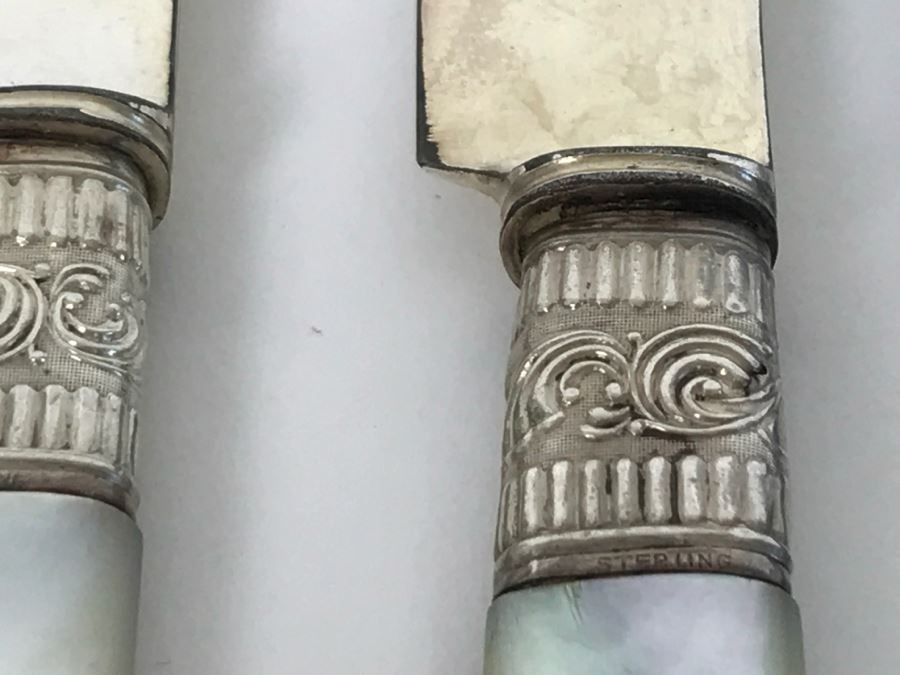 Set Of Vintage Sterling Silver And Mother Of Pearl Handle Knives By J.P. Stevens & Bro Atlanta GA Landers, Fray & Clark And Sterling Silver Handle Server [Photo 4]