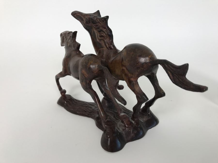 Metal Horse Sculpture [Photo 5]