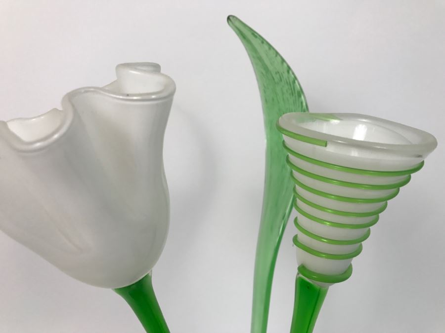 Department 56 Vase With Set Of (3) Glass Flowers [Photo 4]