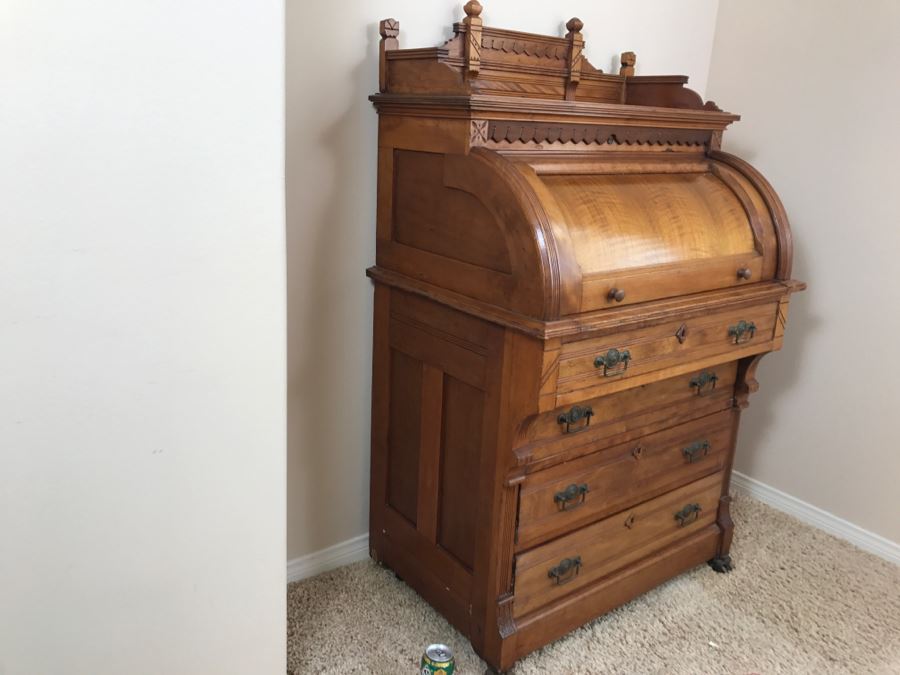 Stunning Antique Eastlake Roll Top Desk [Photo 8]
