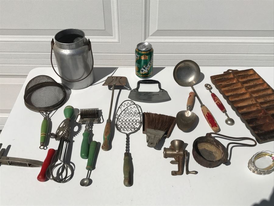 Vintage Kitchen Utensil Item Lot [Photo 18]