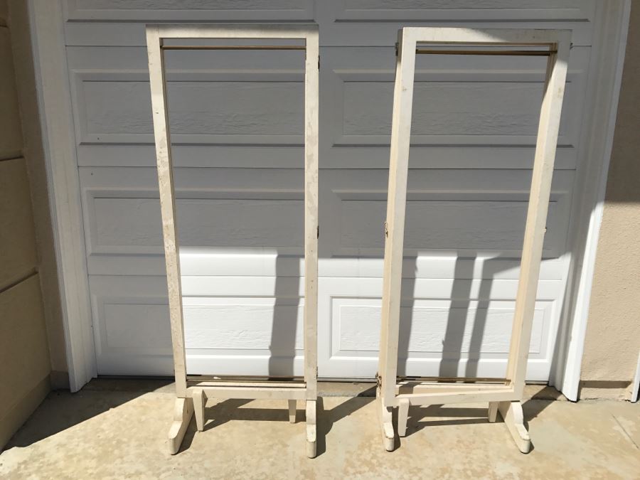 Pair Of Mid-Century Wooden Hospital Privacy Screens [Photo 6]